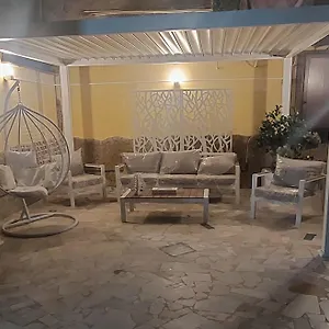 villa-casa-nanuzza.hotels-amalfi.com/